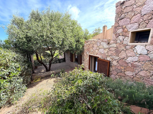  for sale in Trinità d'Agultu e Vignola