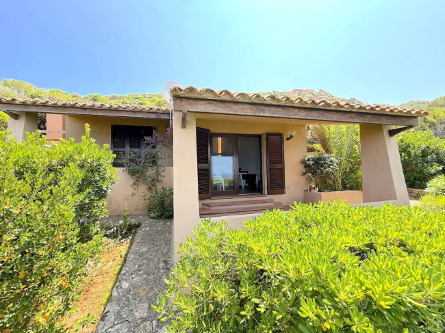 Villa in vendita a Trinità d'Agultu e Vignola