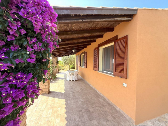  for sale in Trinità d'Agultu e Vignola