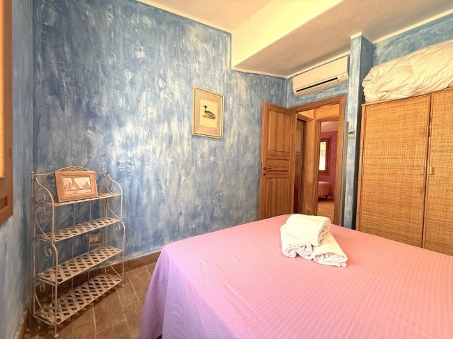  for sale in Trinità d'Agultu e Vignola