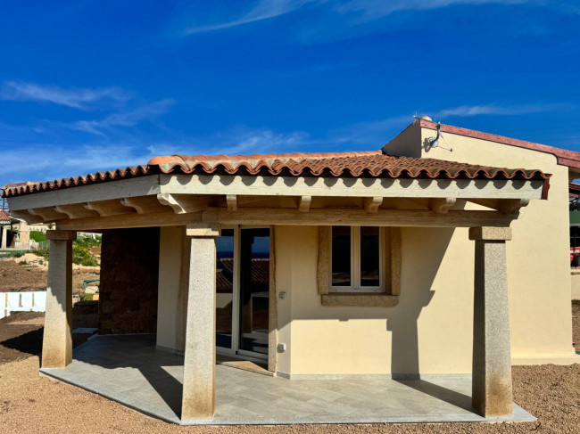 Villa in vendita a Trinità d'Agultu e Vignola