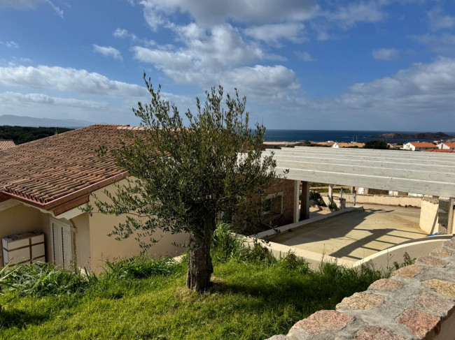 Villa in vendita a Trinità d'Agultu e Vignola