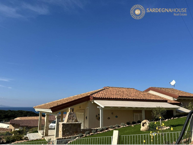 Villa in vendita a Trinità d'Agultu e Vignola