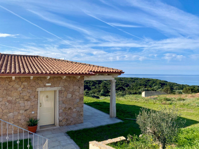 Villa in vendita a Trinità d'Agultu e Vignola