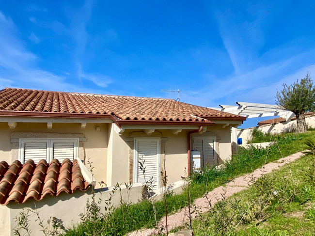 Villa in vendita a Trinità d'Agultu e Vignola