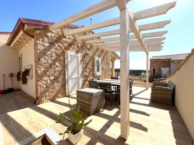  for sale in Trinità d'Agultu e Vignola