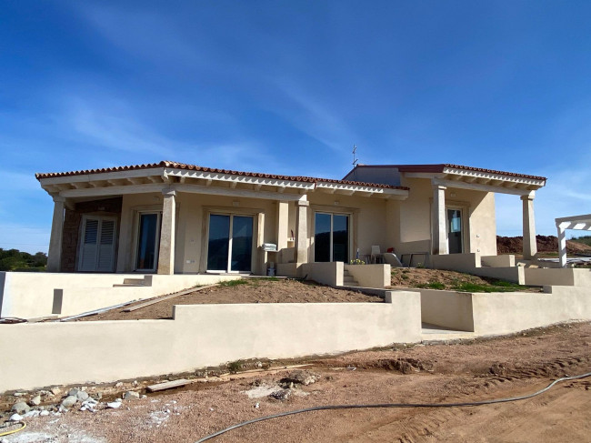 Villa in vendita a Trinità d'Agultu e Vignola