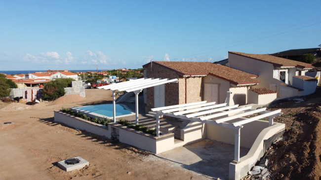  for sale in Trinità d'Agultu e Vignola