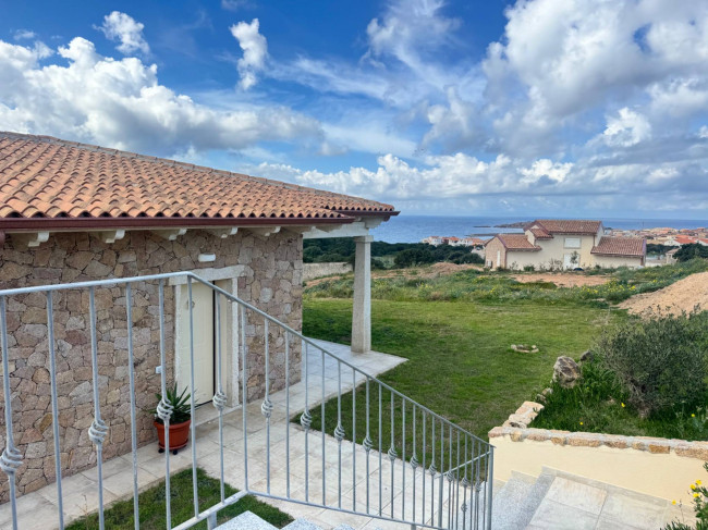  for sale in Trinità d'Agultu e Vignola