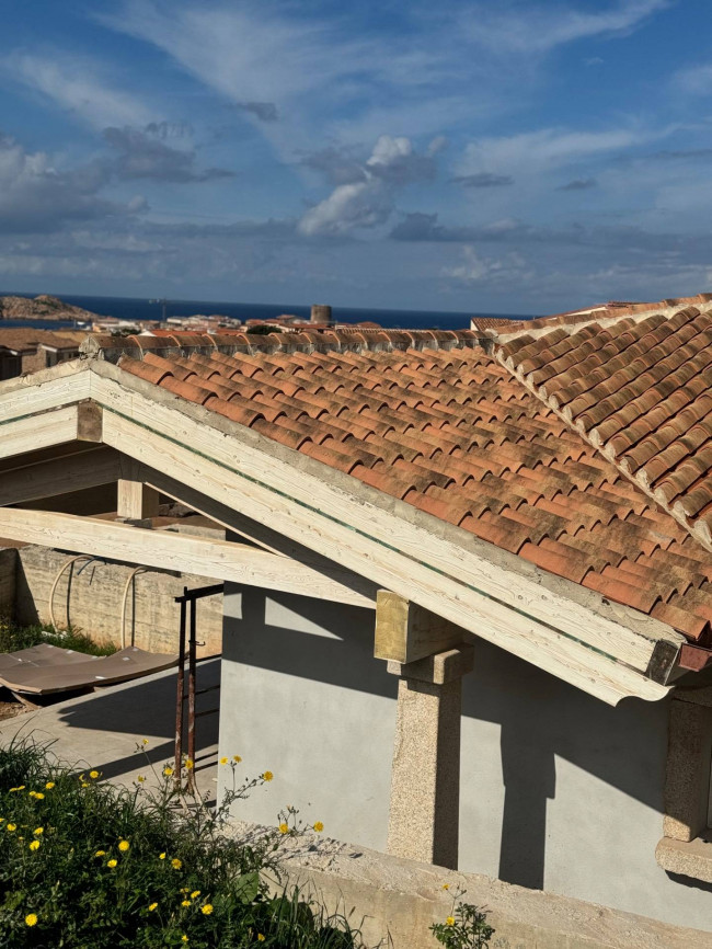  for sale in Trinità d'Agultu e Vignola