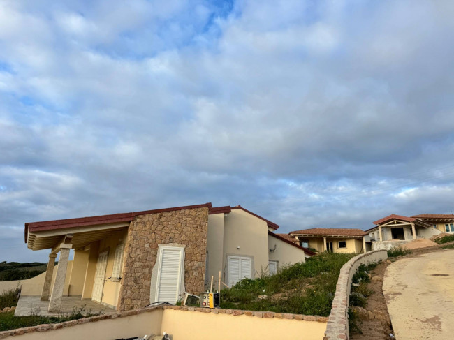 Villa in vendita a Trinità d'Agultu e Vignola