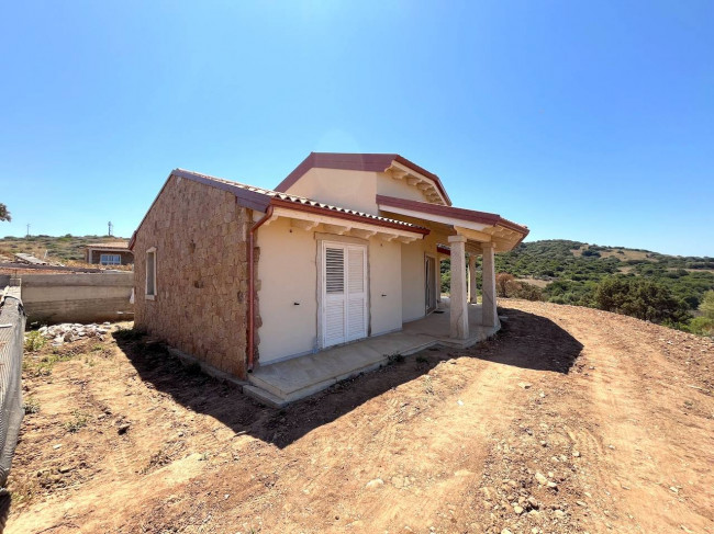 Villa in vendita a Trinità d'Agultu e Vignola