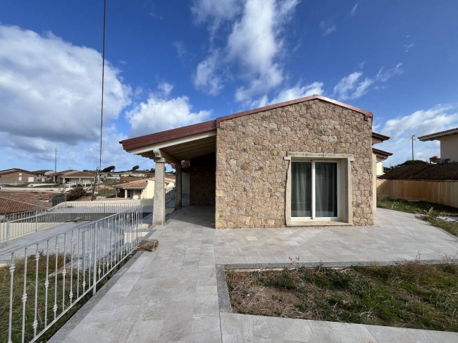 Villa in vendita a Trinità d'Agultu e Vignola
