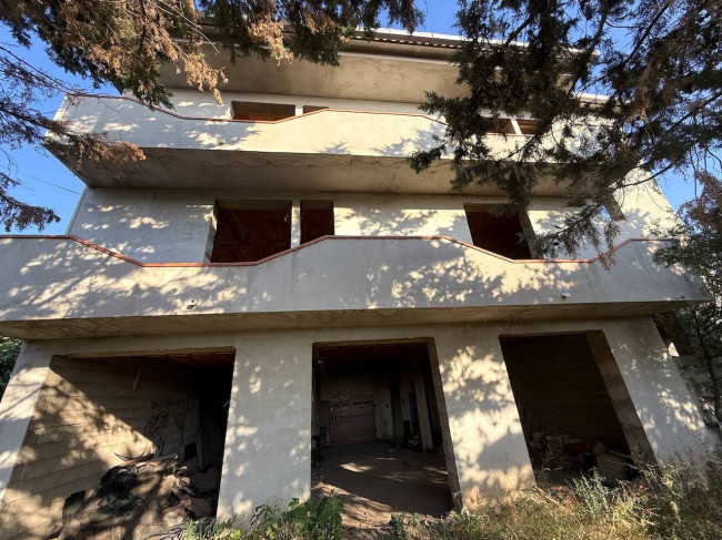 Palazzina plurifamiliare in vendita a Badesi