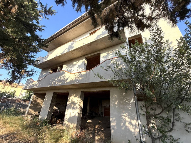 Palazzina plurifamiliare in vendita a Badesi