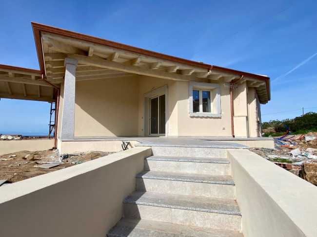  for sale in Trinità d'Agultu e Vignola