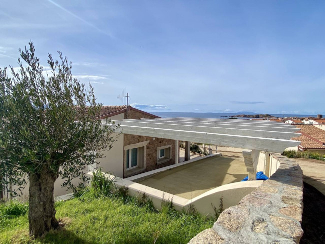  for sale in Trinità d'Agultu e Vignola