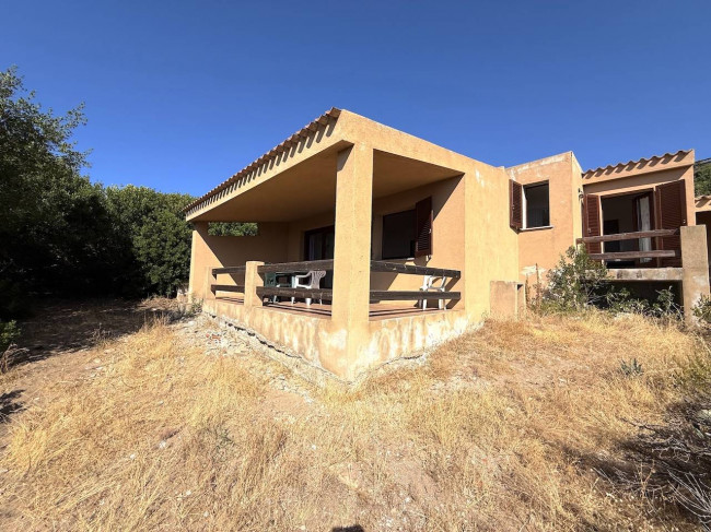  for sale in Trinità d'Agultu e Vignola