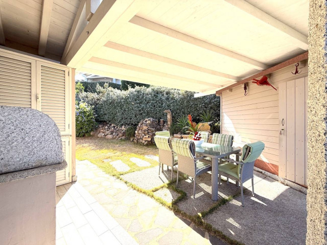 villa singola con terreno in vendita a Badesi