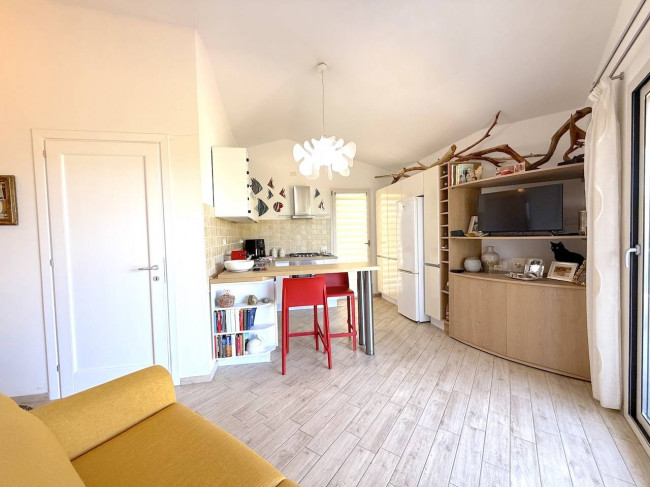 villa singola con terreno in vendita a Badesi