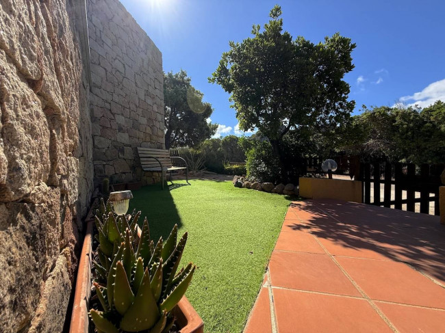  for sale in Trinità d'Agultu e Vignola