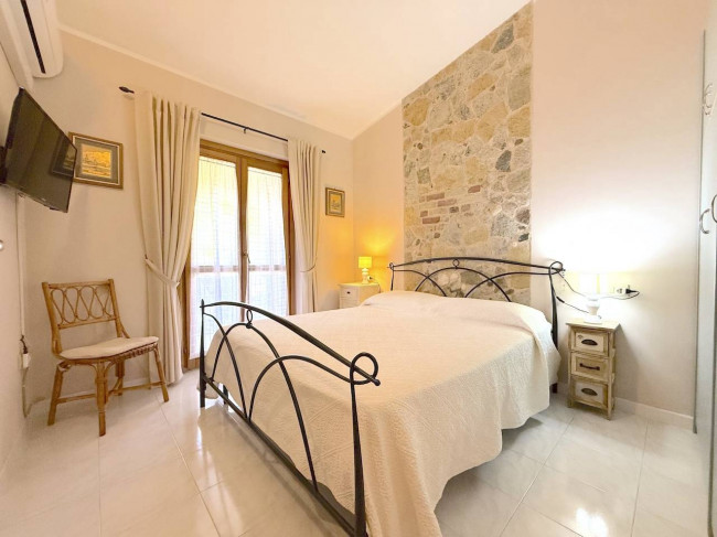  for sale in Trinità d'Agultu e Vignola