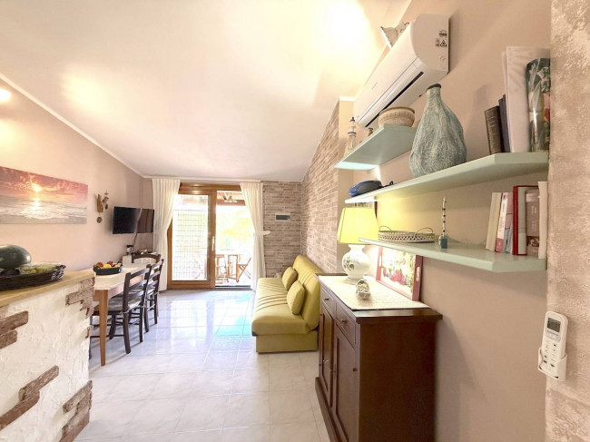  for sale in Trinità d'Agultu e Vignola