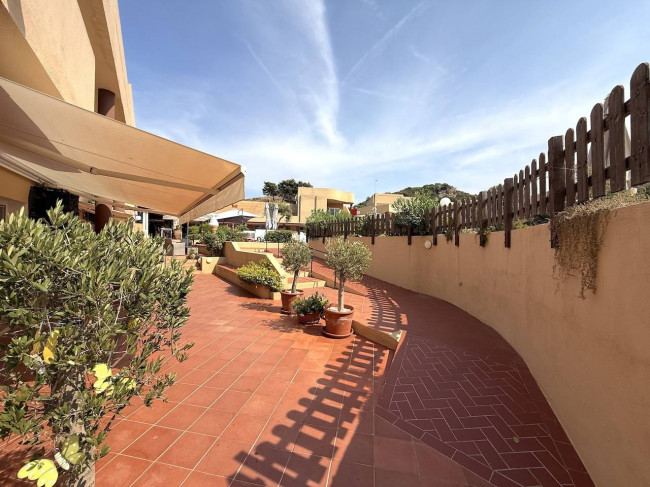 Appartamento in vendita a Trinità d'Agultu e Vignola