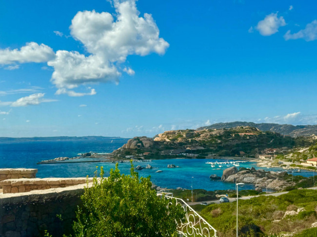 Bilocale in vendita a La Maddalena