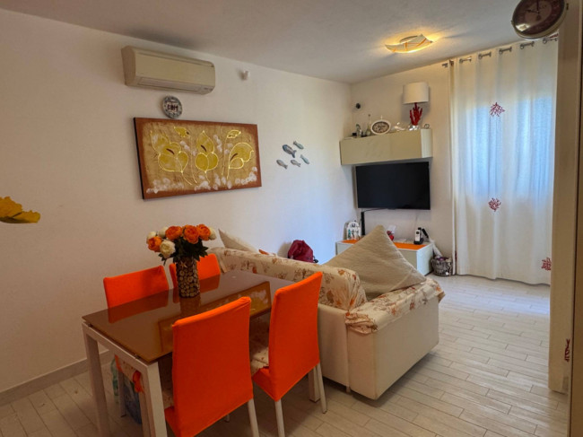 Bilocale in vendita a La Maddalena