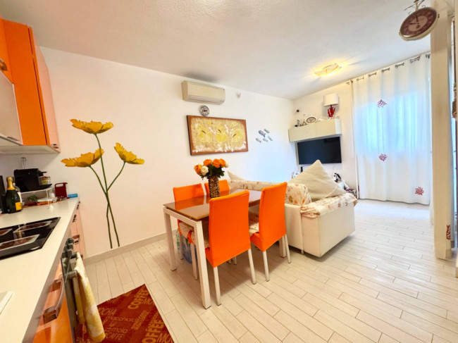 Bilocale in vendita a La Maddalena