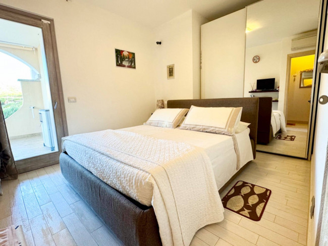 Bilocale in vendita a La Maddalena