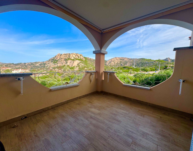 Bilocale in vendita a La Maddalena