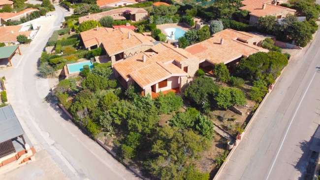 BIFAMILIARE in vendita a Trinità d'Agultu e Vignola