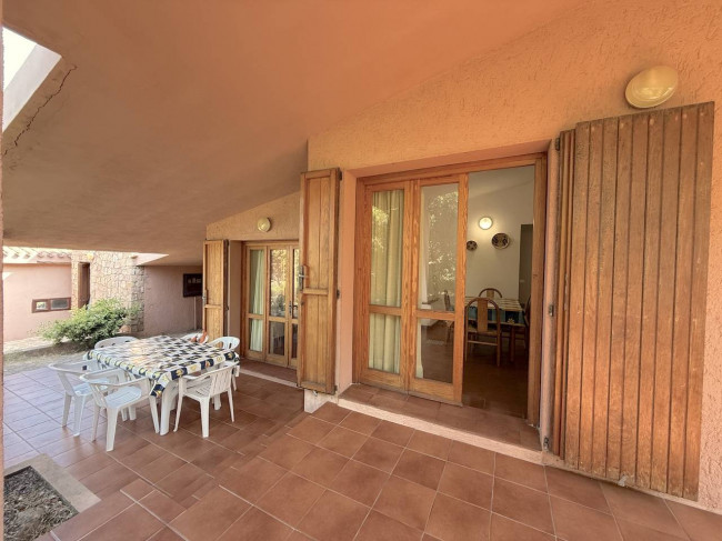 BIFAMILIARE in vendita a Trinità d'Agultu e Vignola