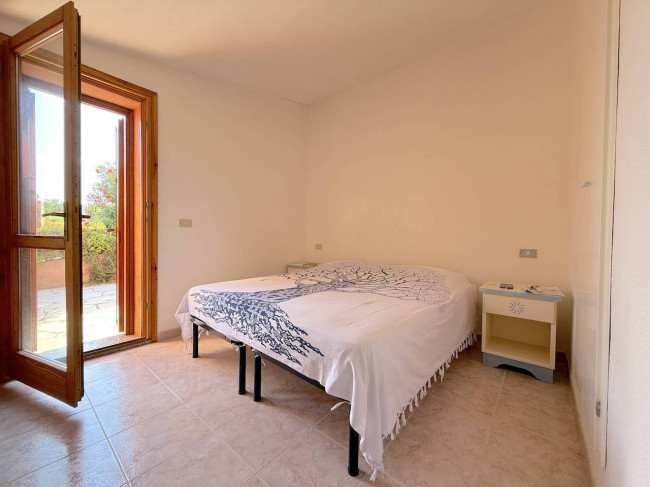 BIFAMILIARE in vendita a Trinità d'Agultu e Vignola