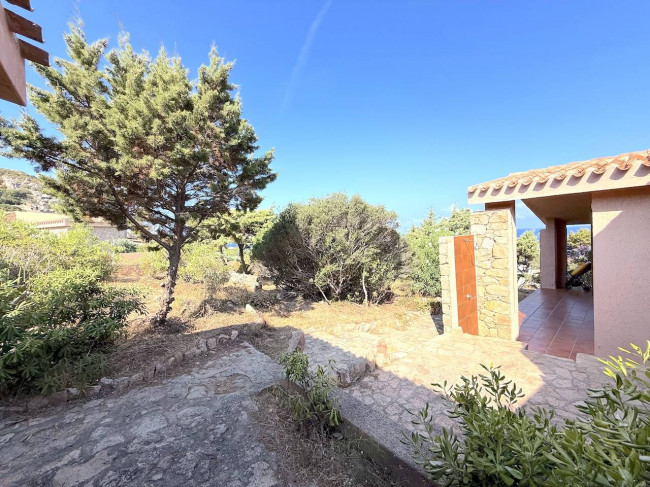 BIFAMILIARE in vendita a Trinità d'Agultu e Vignola