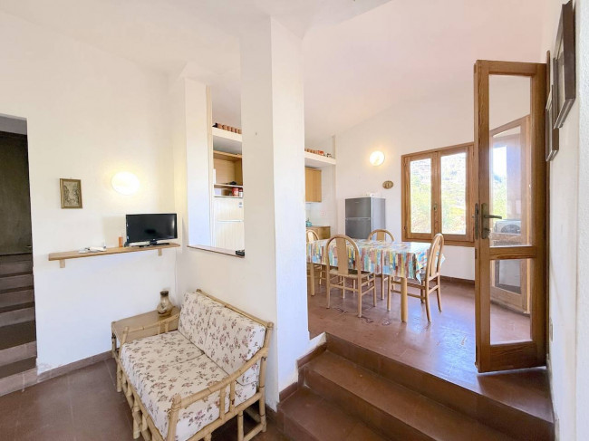 BIFAMILIARE in vendita a Trinità d'Agultu e Vignola