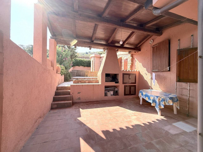 BIFAMILIARE in vendita a Trinità d'Agultu e Vignola