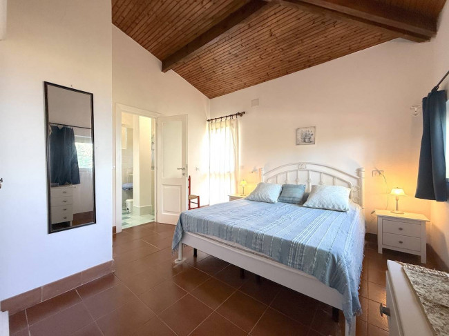  for sale in Trinità d'Agultu e Vignola