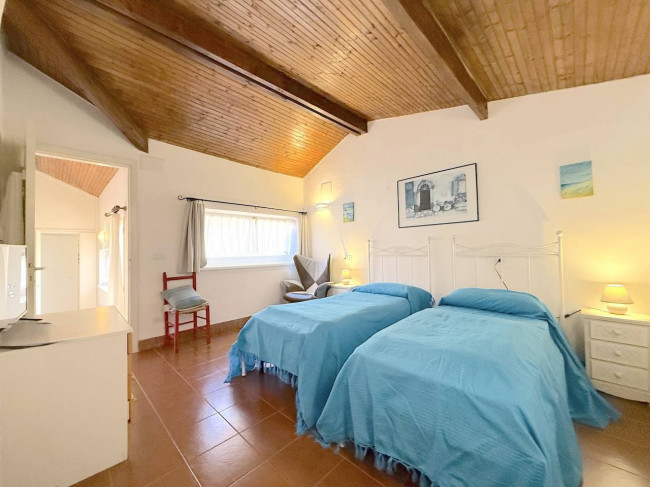  for sale in Trinità d'Agultu e Vignola