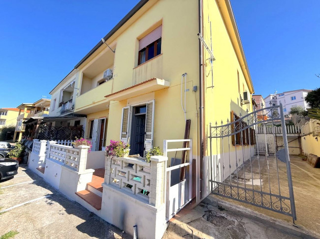 Appartamento in vendita a Badesi