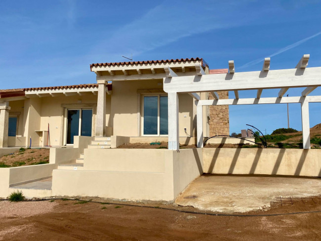 villa singola con terreno in vendita a Trinità d'Agultu e Vignola