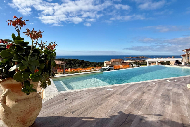 villa singola con terreno in vendita a Trinità d'Agultu e Vignola