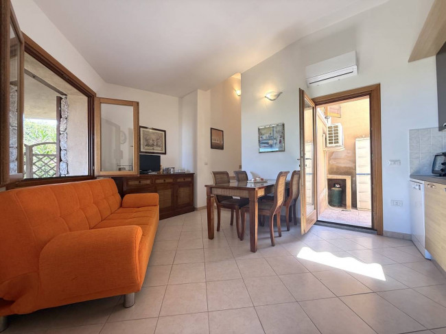 Townhouse for sale in Trinità d'Agultu e Vignola