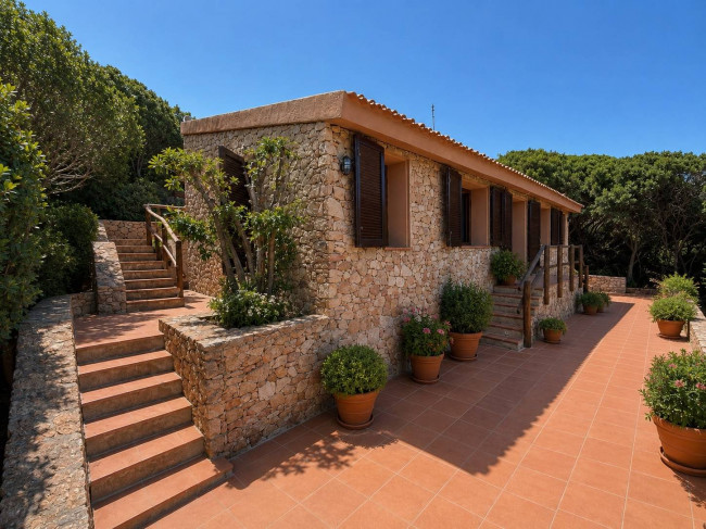 villa singola con terreno in vendita a Trinità d'Agultu e Vignola
