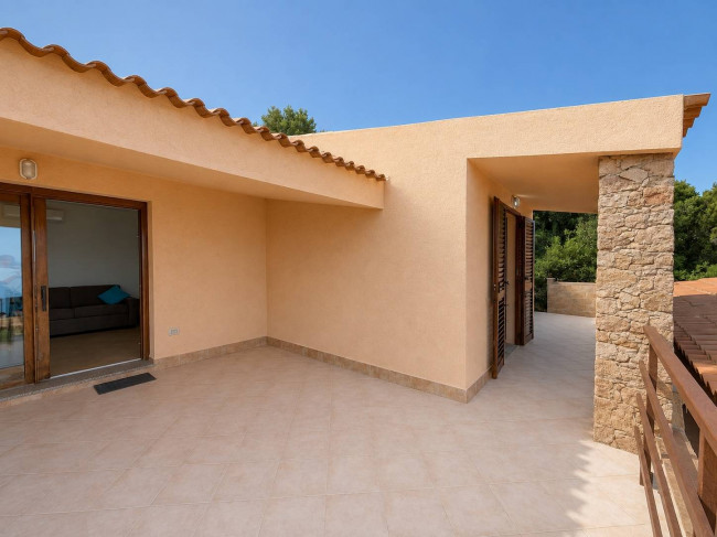 Townhouse for sale in Trinità d'Agultu e Vignola