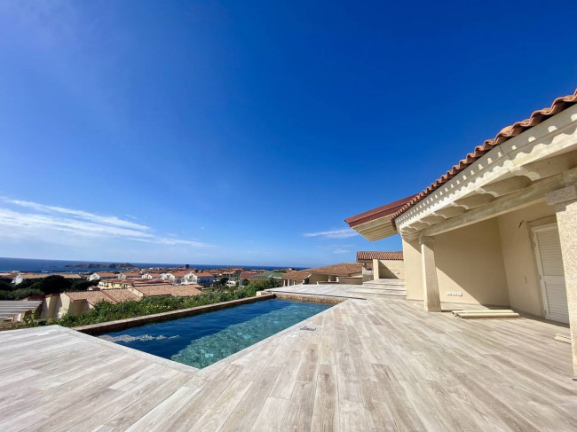 villa singola con terreno in vendita a Trinità d'Agultu e Vignola