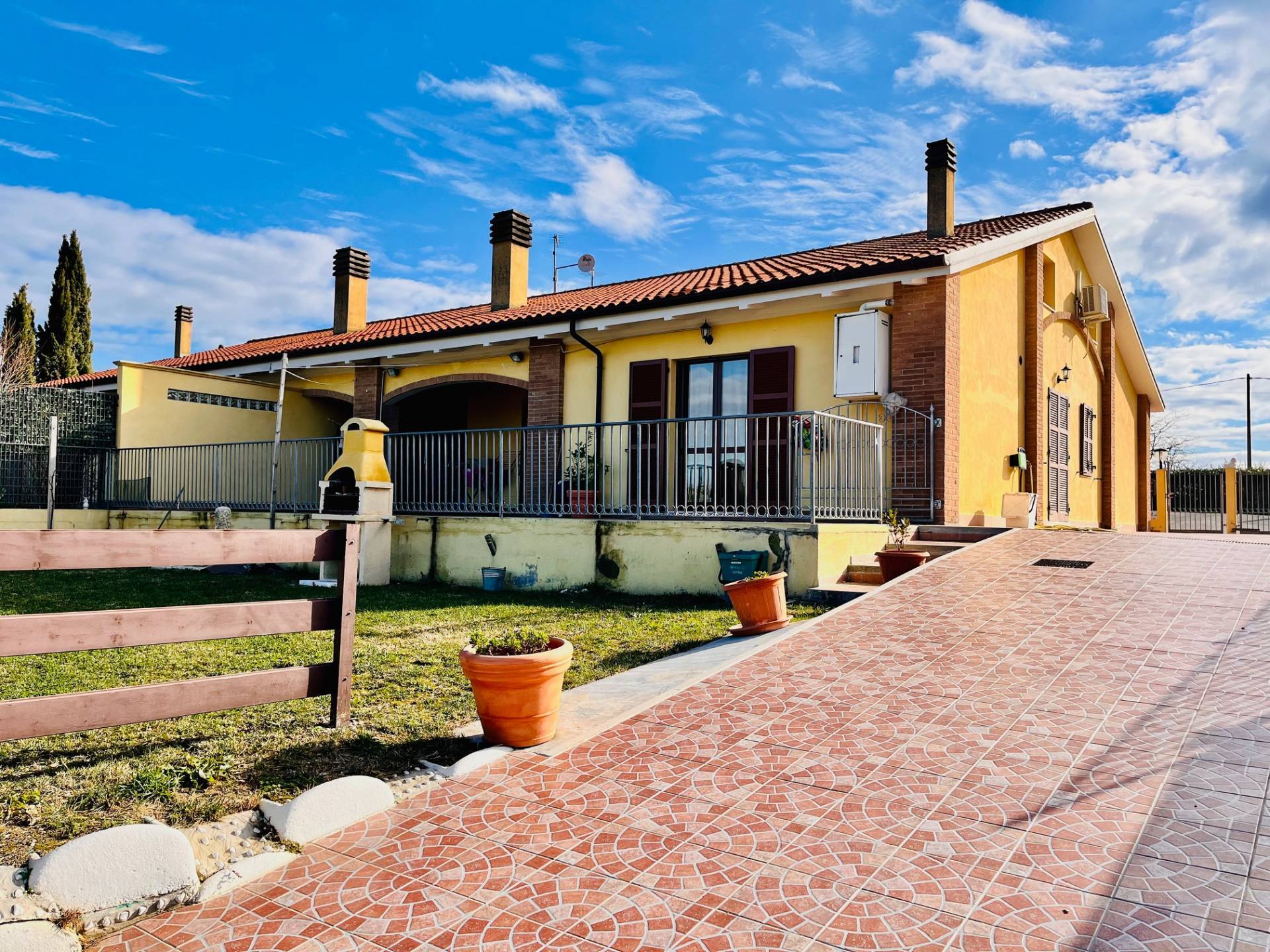 Casa indipendente in vendita a Monte San Vito (AN)