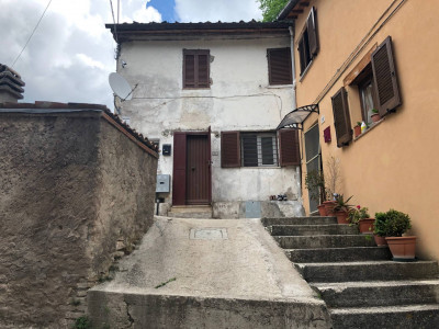 Casa indipendente in vendita a Sassoferrato (AN)